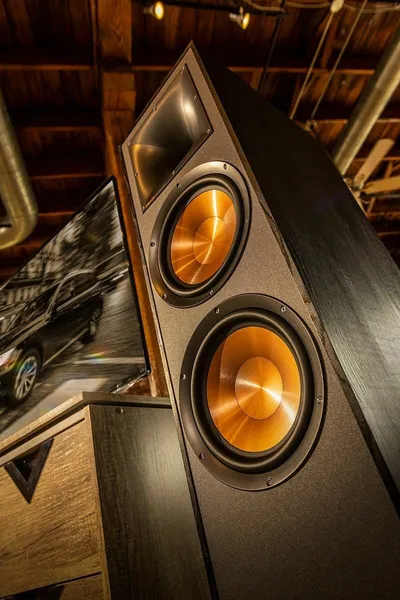 Klipsch R-620F (UNID)