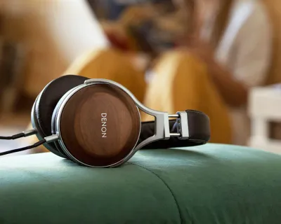 AH-D7200 Reference Hi-Fi Headphones with drivers made in Japan