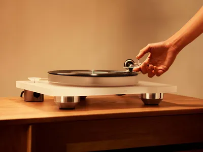 Platine Premium Marantz TT15S1 Gold White