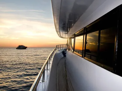 Enceinte extérieure Bowers & Wilkins Marine 8 White installation