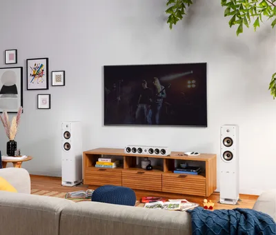Polk Signature Elite ES35 finition blanc, en situation