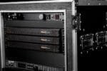 Amplificateur puissant 4x250 W avec DSP intégré, idéal pour installations Hi‑Fi, multiroom ou 70/100 V au Maroc. Réglage précis via interface web, compatible enceintes encastrables Klipsch.