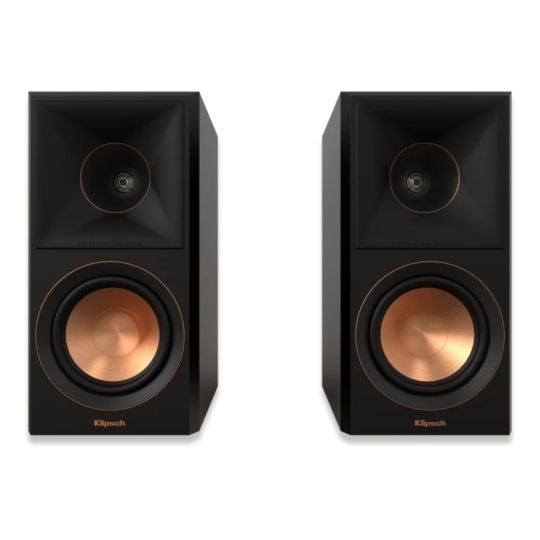 Enceinte bibliothèque Klipsch RP-500M II finition Noyer, 2 voies avec tweeter Tractrix et woofer Cerametallic de 13,3 cm, offrant un son précis et immersif pour home cinéma et écoute Hi-Fi.