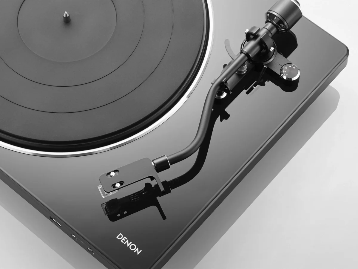 DENON DP450USB Black
