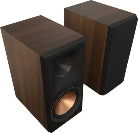 Enceintes bibliothèque pour Hi‑Fi et Home Cinéma. Son puissant, basses profondes et design noyer élégant pour une immersion totale dans votre musique et vos films.