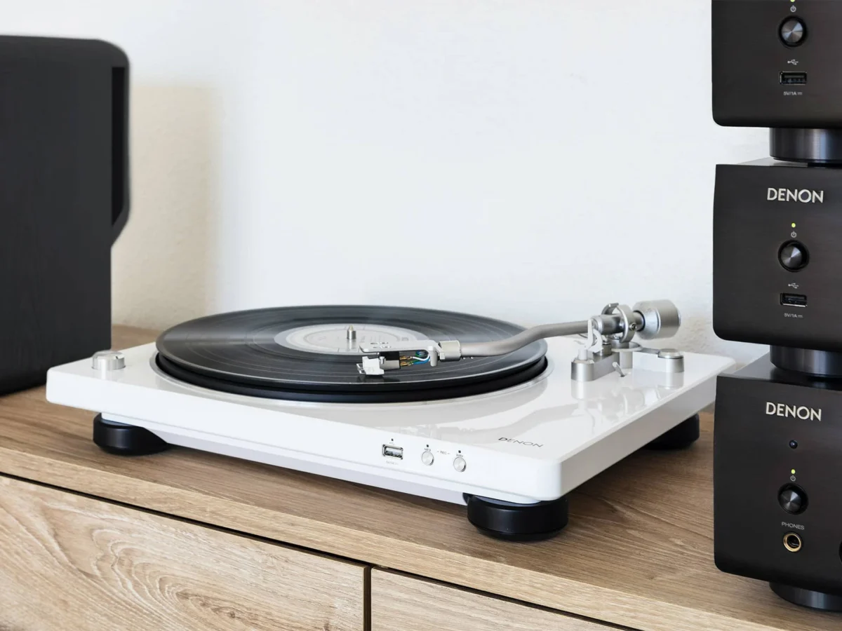 DENON DP450USB White