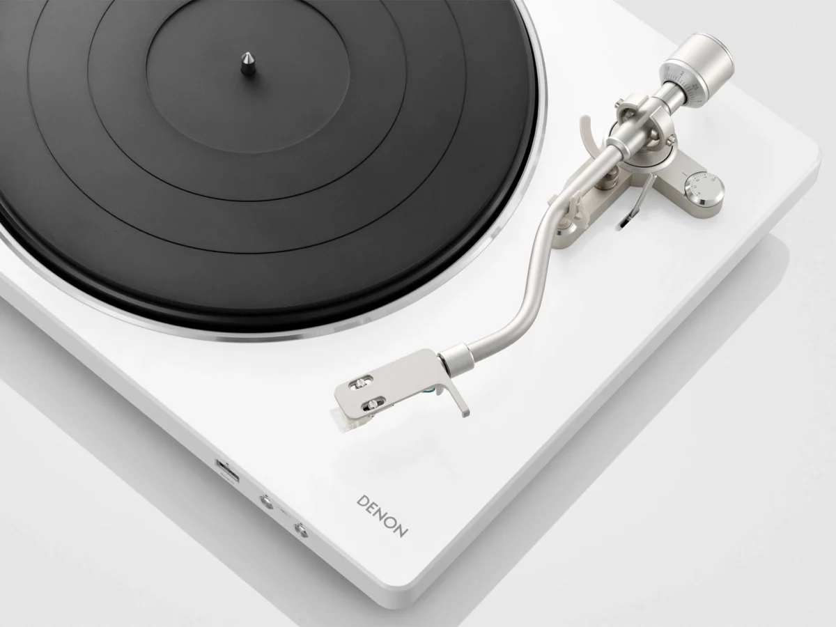 DENON DP450USB White