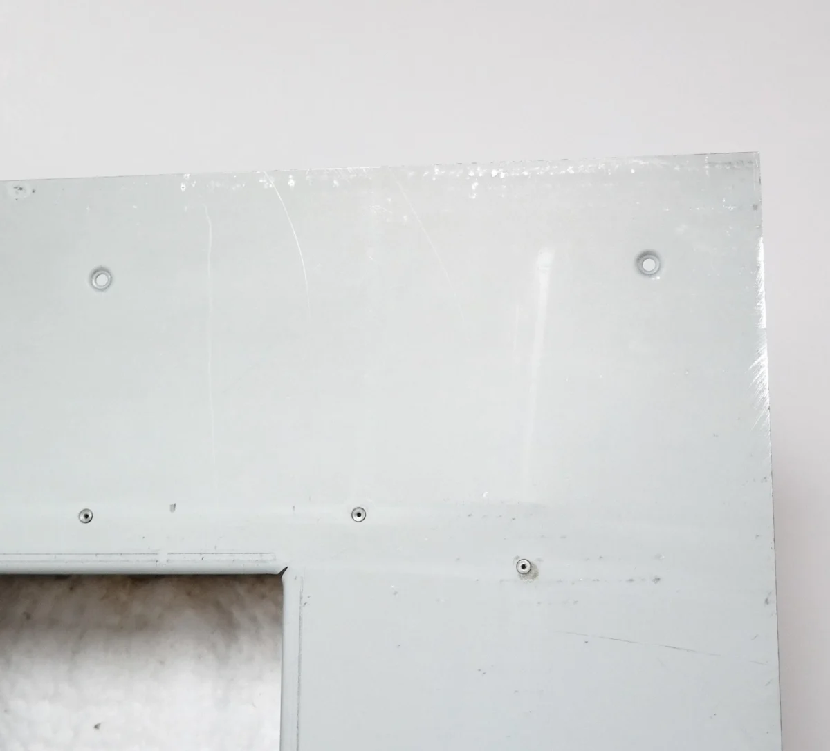 Bowers & Wilkins BB LCR7 White – Metal Back Box CWMLCR7